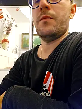 Ibag01 online show from October 3, 8:39 pm