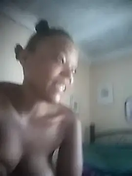 Feathergal69  online show from December 19, 5:51 am