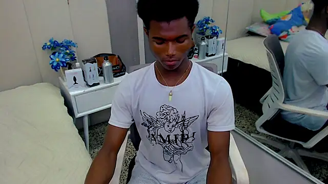 Snapshot of joel_blackcock chatting on February 17, 10:14 pm joel blackcock online show from February 17, 10:14 pm