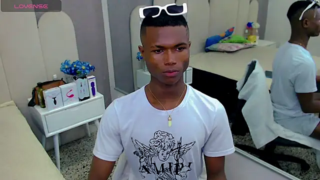 Snapshot of joel_blackcock chatting on March 15, 7:16 pm joel blackcock online show from March 15, 7:16 pm