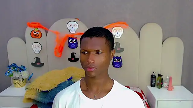 Snapshot of joel_blackcock chatting on October 16, 3:35 pm joel blackcock online show from October 16, 3:35 pm