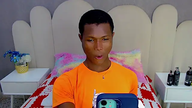 Snapshot of joel_blackcock chatting on October 21, 3:13 pm joel blackcock online show from October 21, 3:13 pm