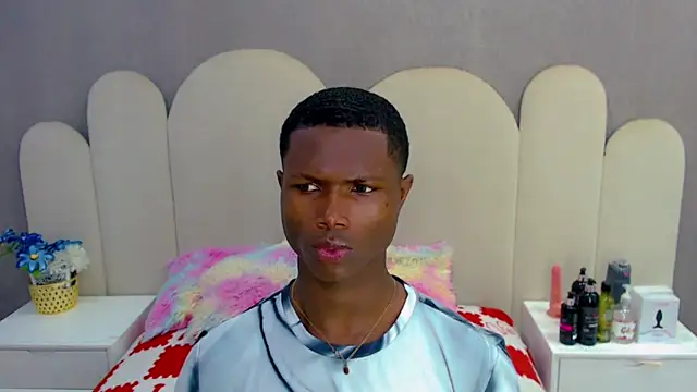 Snapshot of joel_blackcock chatting on October 26, 3:18 pm joel blackcock online show from October 26, 3:18 pm