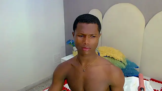 Snapshot of joel_blackcock chatting on November 18, 3:27 pm joel blackcock online show from November 18, 3:27 pm