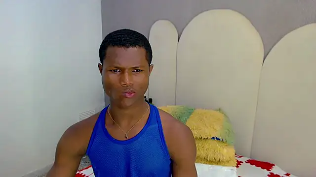 Snapshot of joel_blackcock chatting on November 21, 3:33 pm joel blackcock online show from November 21, 3:33 pm