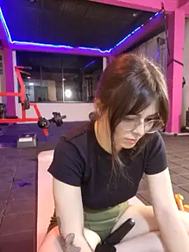 Snapshot of Dear_Morgan chatting on December 21, 2:30 am Dear Morgan online show from December 21, 2:30 am