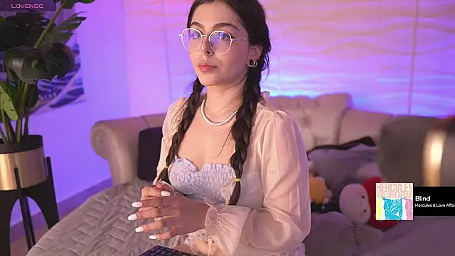 Snapshot of Dear_Morgan chatting on March 20, 9:02 pm Dear Morgan online show from March 20, 9:02 pm