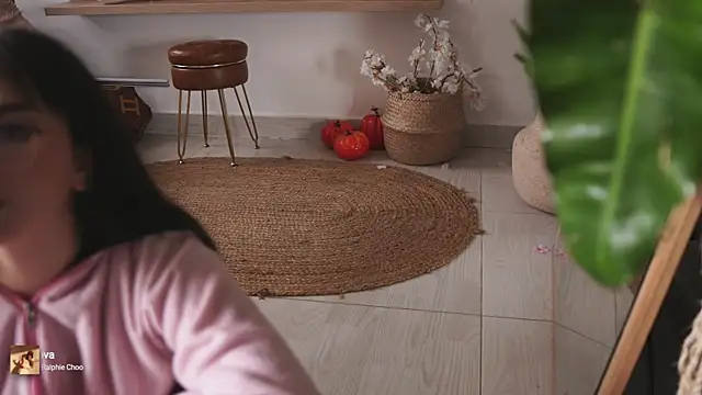 Snapshot of Dear_Morgan chatting on October 10, 7:46 pm Dear Morgan online show from October 10, 7:46 pm