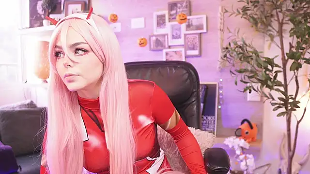 Snapshot of Dear_Morgan chatting on October 29, 9:38 pm Dear Morgan online show from October 29, 9:38 pm