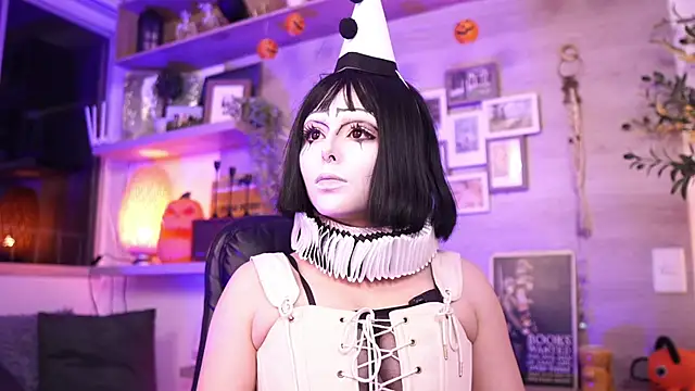 Snapshot of Dear_Morgan chatting on November 3, 11:04 pm Dear Morgan online show from November 3, 11:04 pm