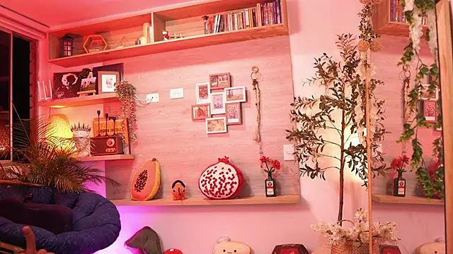 Snapshot of Dear_Morgan chatting on November 26, 12:11 am Dear Morgan online show from November 26, 12:11 am