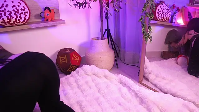 Snapshot of Dear_Morgan chatting on December 15, 12:48 am Dear Morgan online show from December 15, 12:48 am