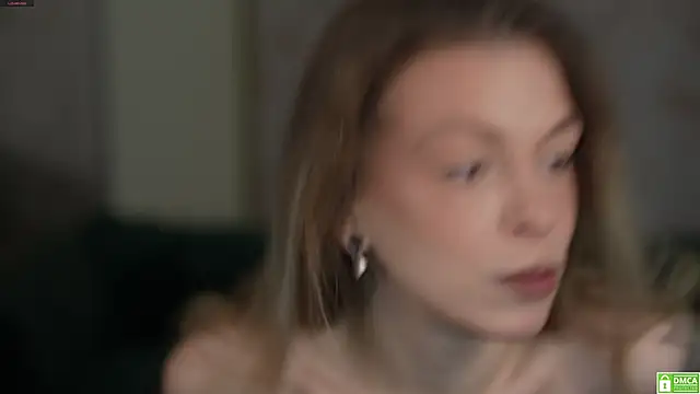 Julia  Star  online show from February 18, 7:54 am