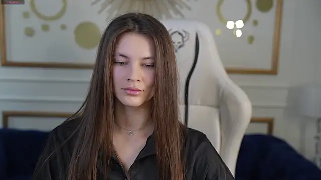 Julia  Star  online show from February 21, 8:51 am