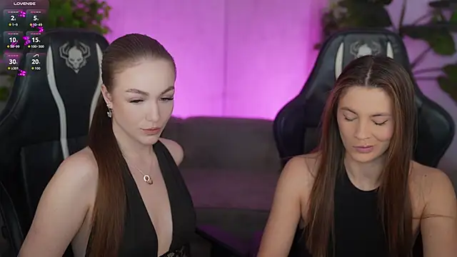 Julia  Star  online show from April 22, 3:24 pm