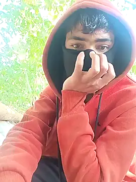 Snapshot of Piyush_2024 chatting on February 8, 4:25 am Piyush 2024 online show from February 8, 4:25 am