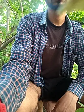 Snapshot of Piyush_2024 chatting on November 5, 1:38 am Piyush 2024 online show from November 5, 1:38 am