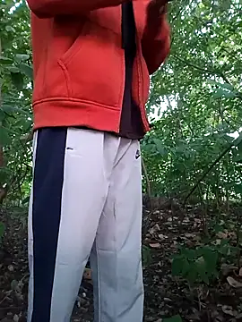 Snapshot of Piyush_2024 chatting on November 18, 1:22 am Piyush 2024 online show from November 18, 1:22 am