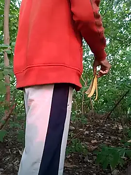 Snapshot of Piyush_2024 chatting on November 30, 1:42 am Piyush 2024 online show from November 30, 1:42 am