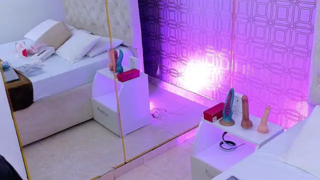 Derieri D online show from November 11, 7:36 pm