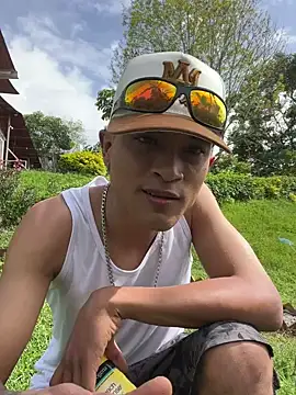 Edward Milleer online show from December 28, 7:22 pm