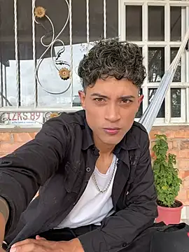 Edward Milleer online show from January 1, 7:53 pm