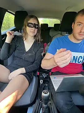 Snapshot of romeojulietLoveX chatting on October 11, 1:31 pm romeojulietLoveX online show from October 11, 1:31 pm