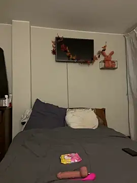 AleFantasy0001 online show from November 7, 4:23 am