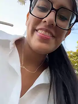 AleFantasy0001 online show from December 1, 10:04 pm