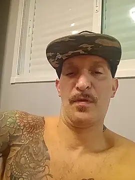 Snapshot of rolesexy chatting on September 27, 6:29 am rolesexy online show from September 27, 6:29 am