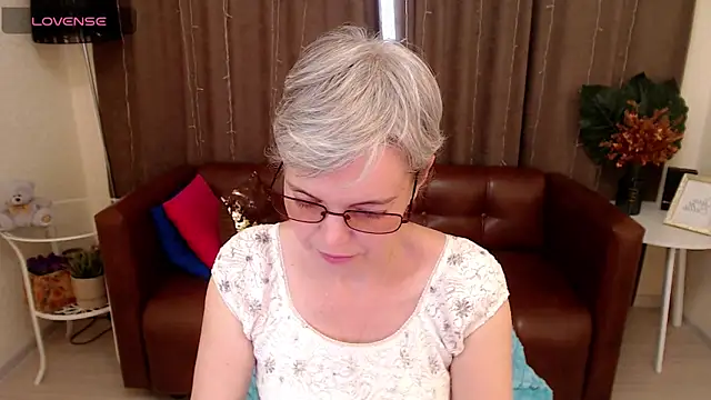 Cutie Erikaa1 online show from March 1, 8:45 am