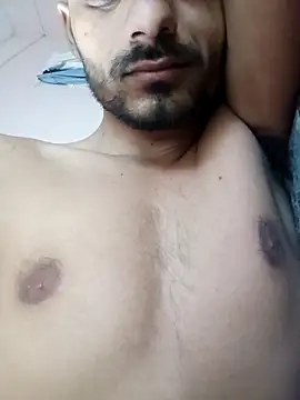 Snapshot of Gujrat_player chatting on September 16, 1:17 am Gujrat player online show from September 16, 1:17 am