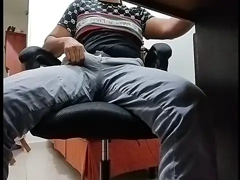 OlmecaSex online show from January 15, 6:51 am