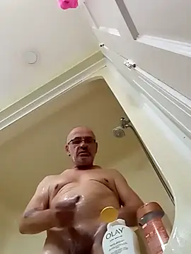 Snapshot of geilerschwanz64 chatting on December 4, 12:14 pm geilerschwanz64 online show from December 4, 12:14 pm