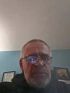 Snapshot of geilerschwanz64 chatting on January 4, 6:30 am geilerschwanz64 online show from January 4, 6:30 am