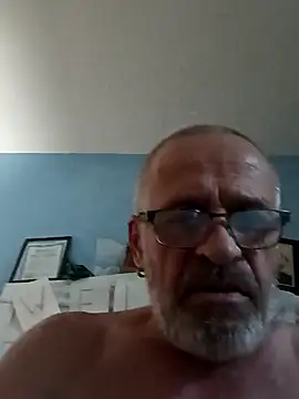 Snapshot of geilerschwanz64 chatting on January 22, 6:20 am geilerschwanz64 online show from January 22, 6:20 am