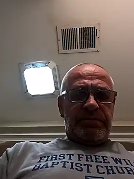 Snapshot of geilerschwanz64 chatting on February 28, 3:37 pm geilerschwanz64 online show from February 28, 3:37 pm