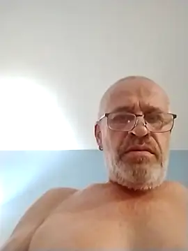 Snapshot of geilerschwanz64 chatting on September 29, 11:31 pm geilerschwanz64 online show from September 29, 11:31 pm