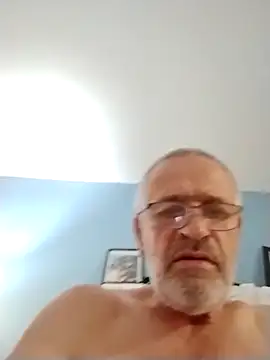 Snapshot of geilerschwanz64 chatting on October 20, 1:28 am geilerschwanz64 online show from October 20, 1:28 am