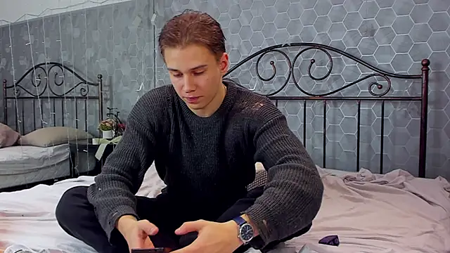 Marcus Swampov online show from December 6, 1:51 am