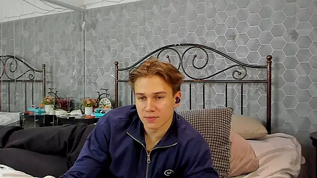 Marcus Swampov online show from December 9, 2:17 pm