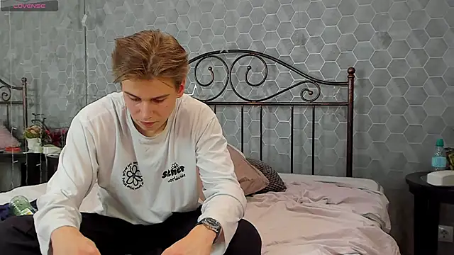 Marcus Swampov online show from December 12, 9:08 am