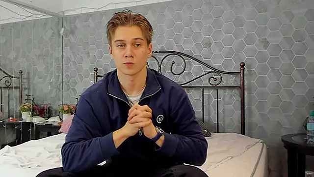 Marcus Swampov online show from December 13, 8:51 am