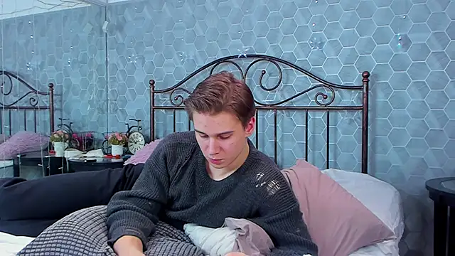 Marcus Swampov online show from December 20, 10:49 am