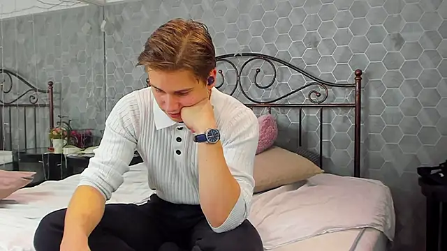 Marcus Swampov online show from December 22, 6:39 am