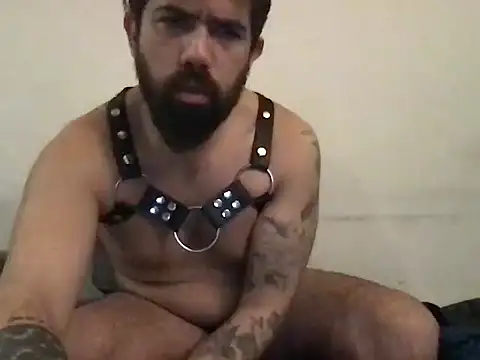 Snapshot of latin-35 chatting on September 23, 5:10 am latin-35 online show from September 23, 5:10 am