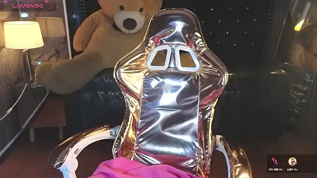 Kitty fox b online show from October 10, 12:59 pm