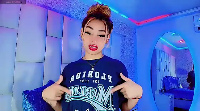 Hallyhott online show from March 10, 4:49 am