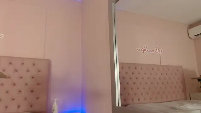 alice sofia online show from December 21, 1:51 pm