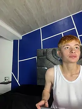 Snapshot of nico_18x chatting on January 23, 2:44 am nico 18x online show from January 23, 2:44 am